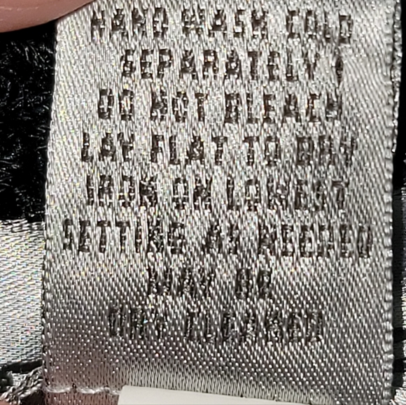 Chico's open weave v-neck sweater Size 2 (12-14) - Picture 9 of 12